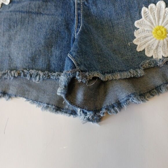 Lauren Conrad Embroidered Daisy Jean Short Shorts Distressed Cuttoff Design W 12 - Picture 8 of 16